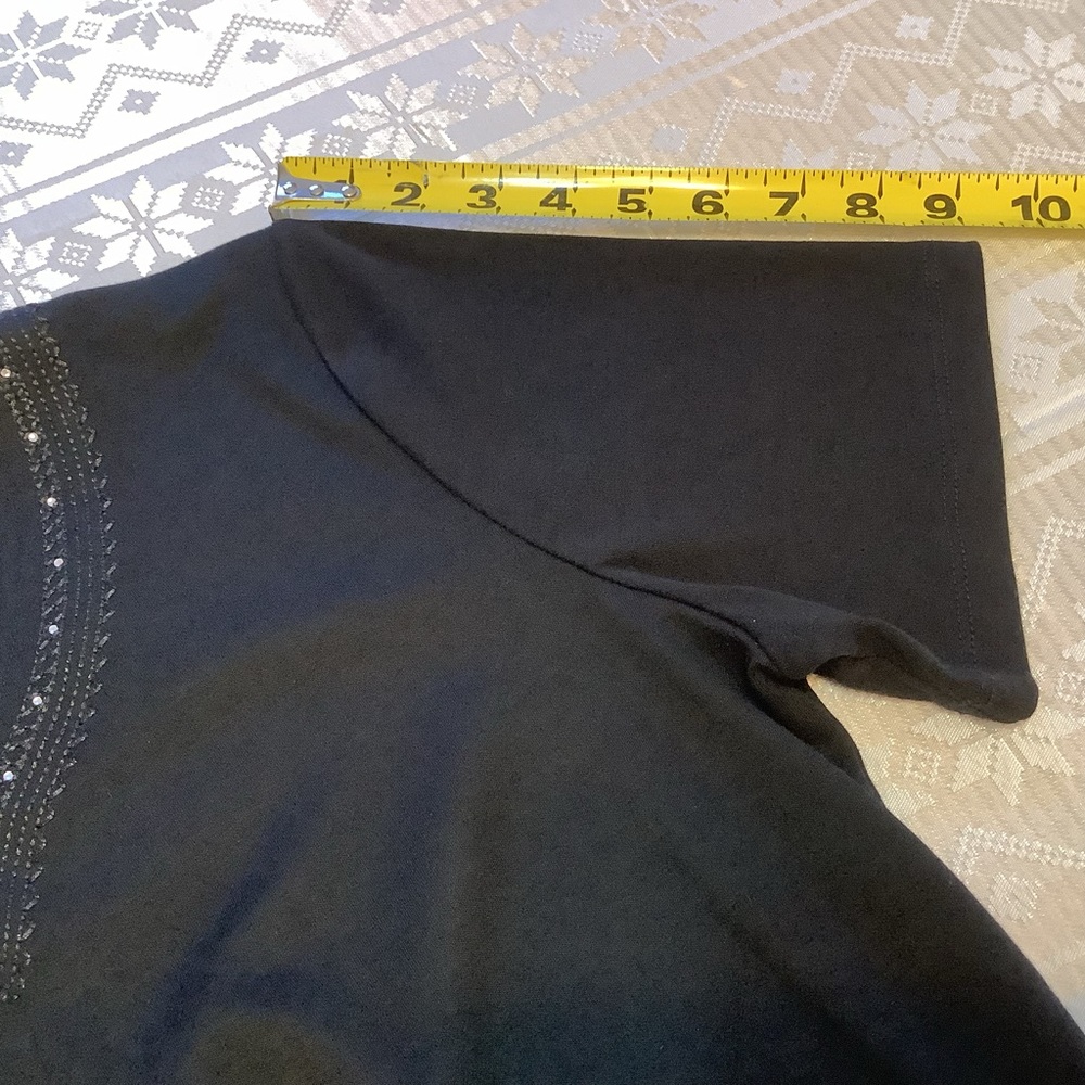 Alia Petite Top Women’s Medium V Neck Short Sleeve Rhinestones Embroidered Black - Picture 8 of 9